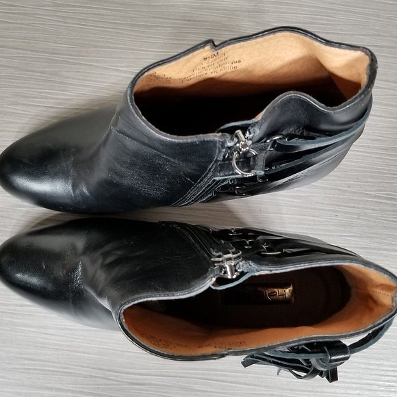 Halogen 'Sadee' Side Zip Bootie, Black Leather, Womens Size 7.5 - Picture 8 of 10